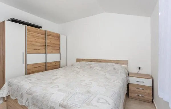 Antonio Apartman *